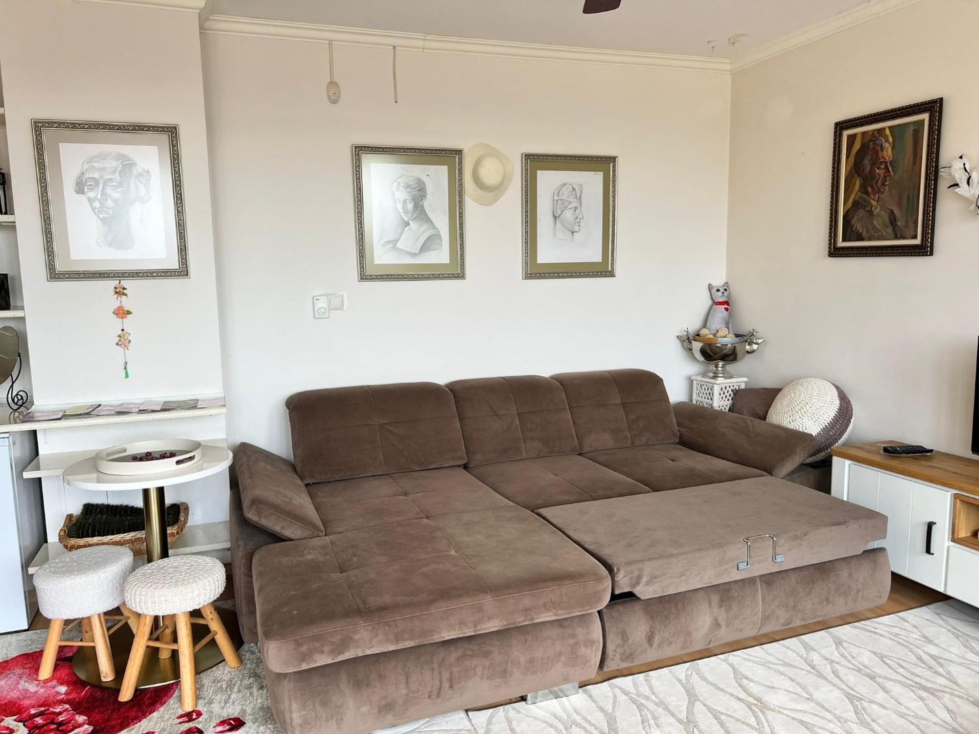 Downtown Central Apartment With Working Kitchen, City Views & Free Parking Kazanlŭk Eksteriør bilde